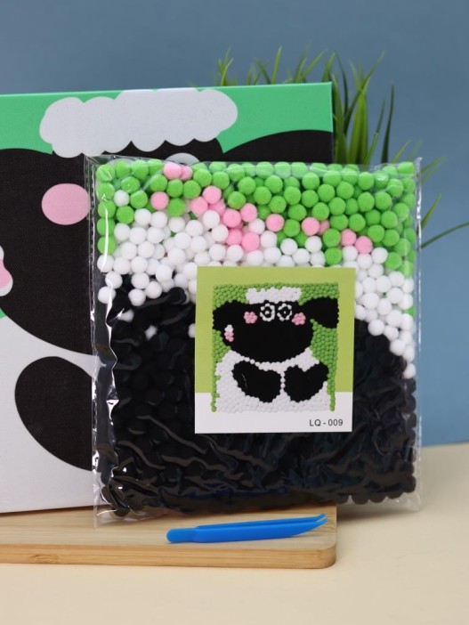 Картина из помпонов на подрамнике Draw Me! «Cute sheep», (20 х 20 см) 