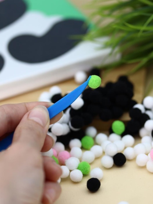 Картина из помпонов на подрамнике Draw Me! «Cute sheep», (20 х 20 см) 