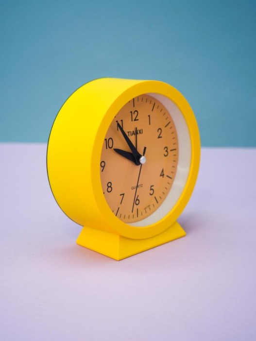 Часы-будильник «CLASSIC ROUND», yellow 