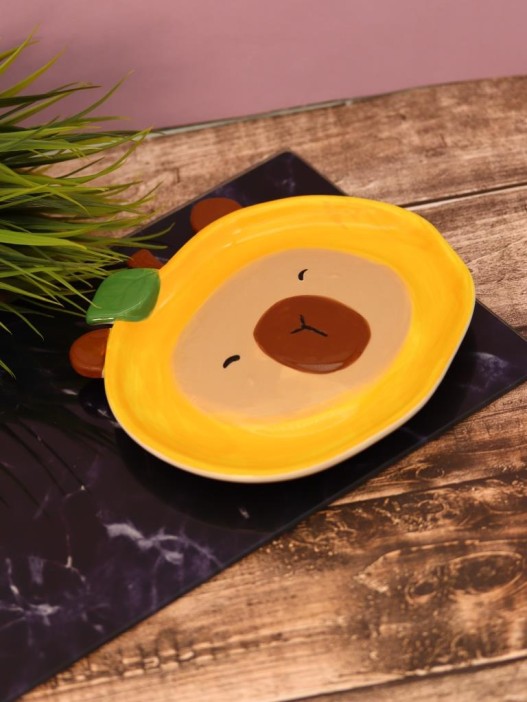 Тарелка керамическая «Capybara mandarin», 17,9х16,6х2 см 