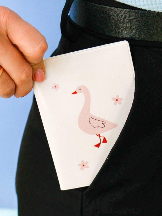 ОБЛОЖКА ДЛЯ ПАСПОРТА «Pink goose», плотность 600 мкм 