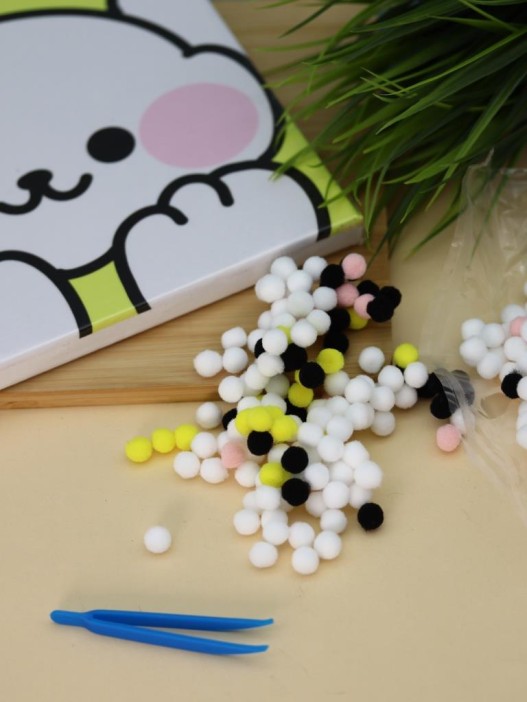 Картина из помпонов на подрамнике Draw Me! «Happy hare», (20 х 20 см) 