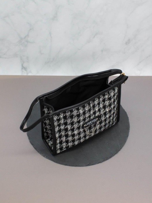 Косметичка &quot;Love you&quot;, black (16х21х7 см) 