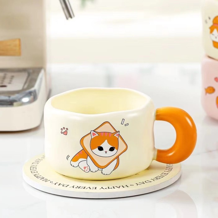 Кружка «Котик любит выпечку» (450 мл) 