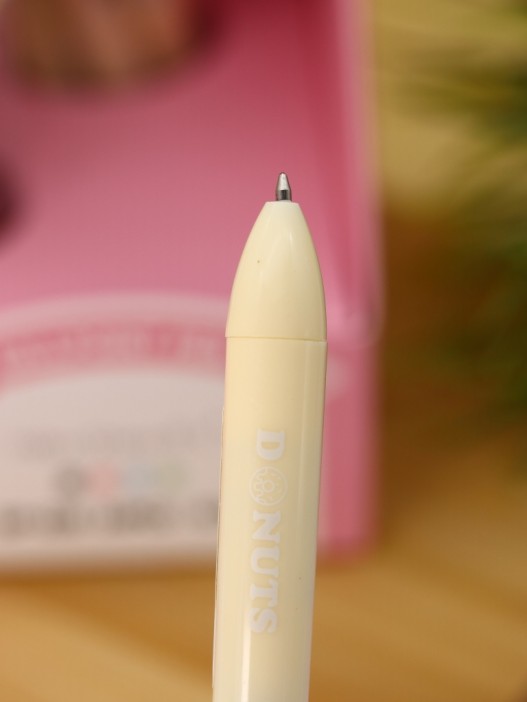 Разноцветная ручка 4 в 1 &quot;Sweet donut &quot;, yellow 