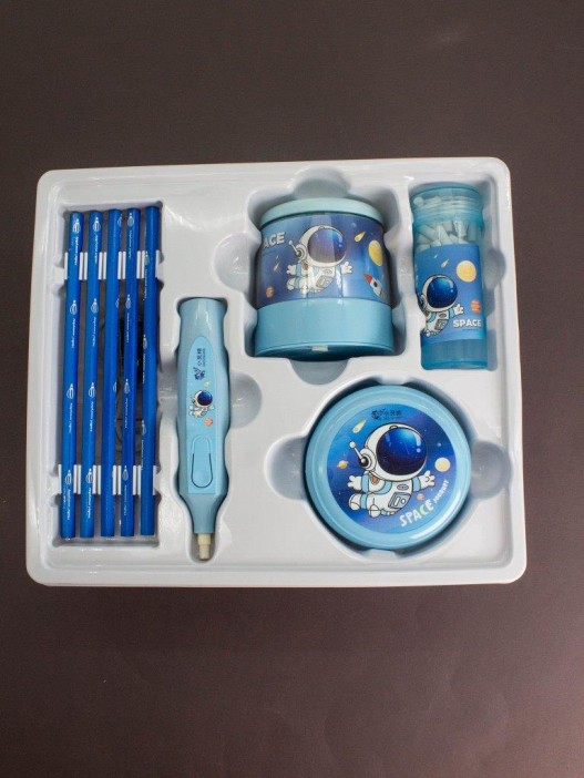 Электрический канцелярский набор &quot;Space&quot; (25,5*22  см) 