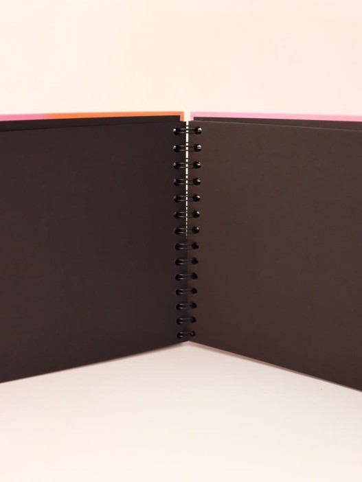 Фотоальбом &quot;Сэлфи, котики и кое-что еще...&quot; (24,5 х 19 см) 