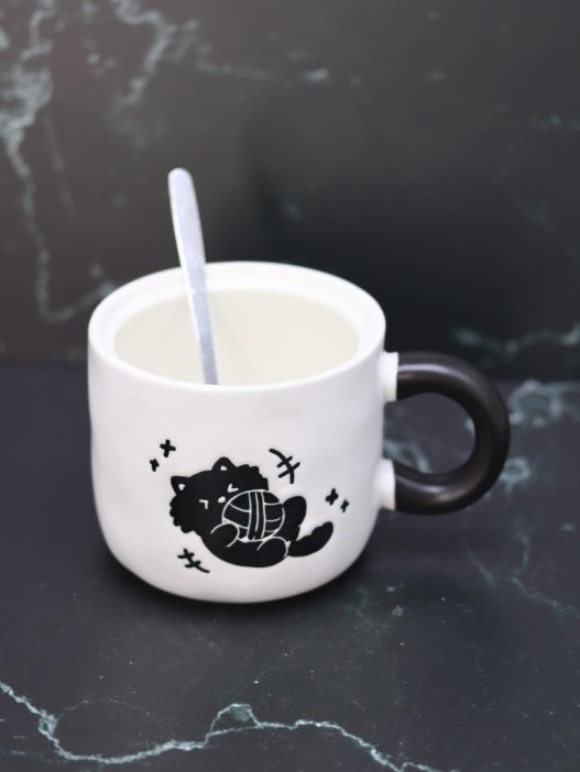 Кружка «Playful cat on the back», mix (380 ml) 