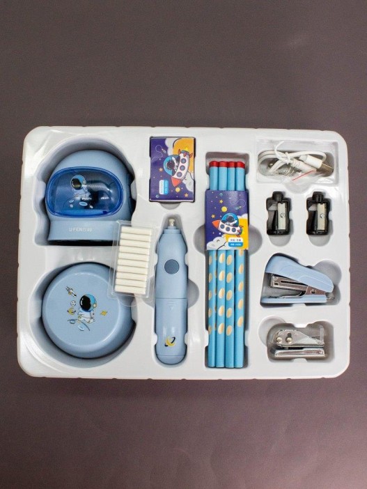 Электрический канцелярский набор &quot;Astronaut&quot; 