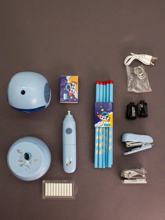 Электрический канцелярский набор &quot;Astronaut&quot; 