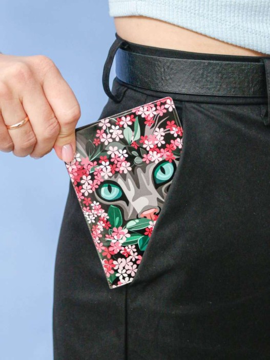 ОБЛОЖКА ДЛЯ ПАСПОРТА «Green eyes», плотность 600 мкм 