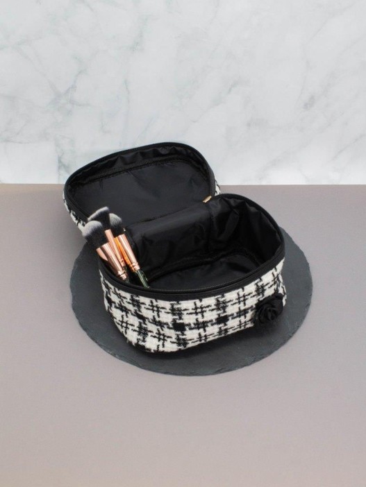 Косметичка &quot;Flower&quot;, black (13х19х14 см) 