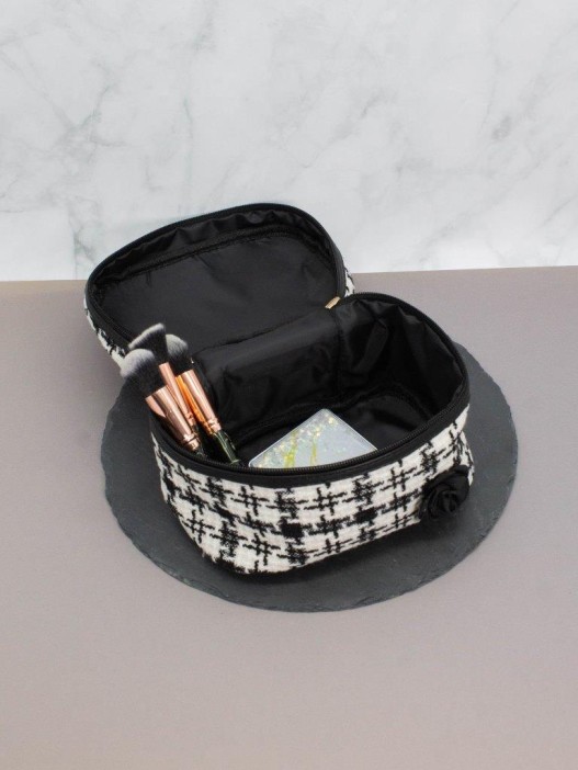 Косметичка &quot;Flower&quot;, black (13х19х14 см) 