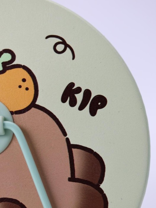 Зеркало настольное &quot;Capybara is happy&quot;, зеленое, 15,6*15,6 см 