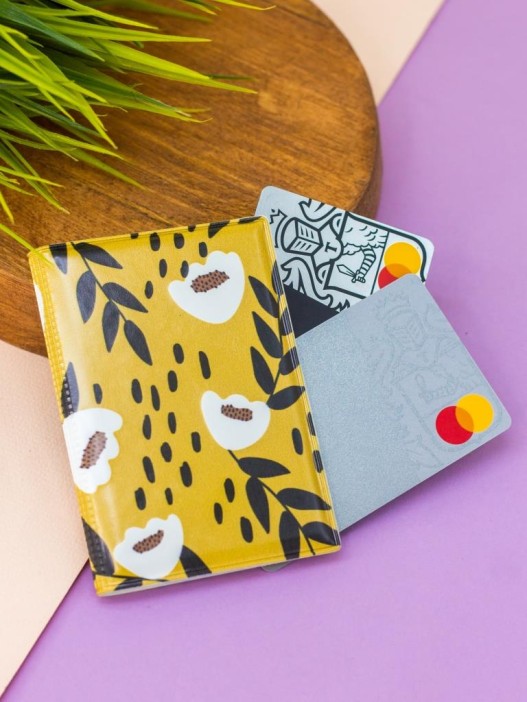 Держатель для карт-книжка &quot;White flowers&quot; (7 х 10 см) 