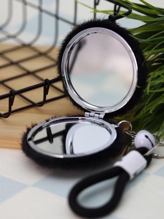 Плюшевое раскладное зеркало с брелоком "Bunny", чёрное (7*7 см) 