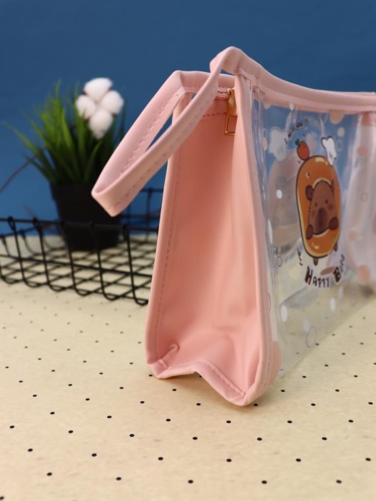 Косметичка &quot;Capybara in a circle&quot;, powdery (17*25*8 см) 