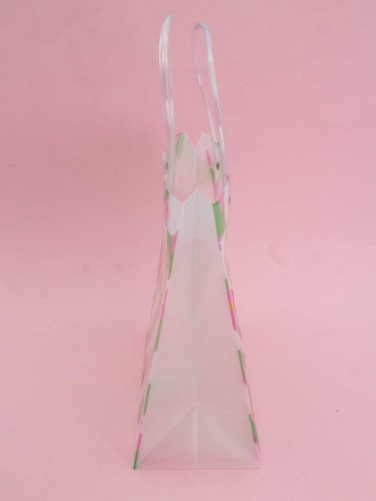 Пакет подарочный прозрачный «Flowers from film», green square (22*21,5*10) 