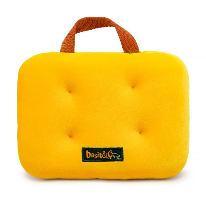 Мягкая игрушка "Кот Басик на подушке (лежачий)" (19 см) 