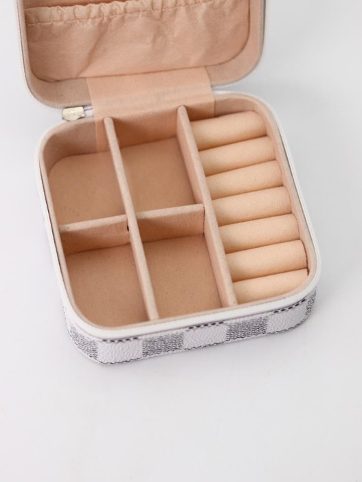 Шкатулка &quot;The royal move&quot;, white 