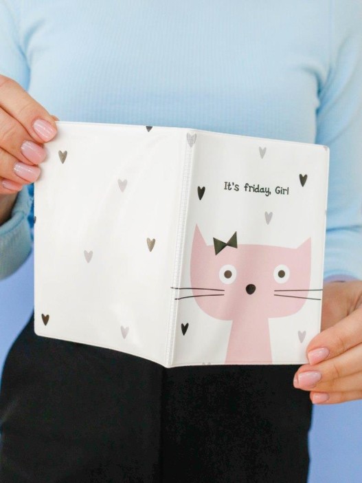 ОБЛОЖКА ДЛЯ ПАСПОРТА «It&#039;s friday, Girl», плотность 600 мкм 