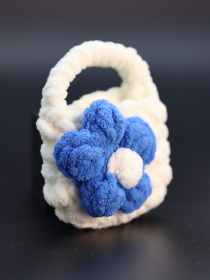 Сумочка для наушников "Flower power", white-blue (11.5*9.5 см)