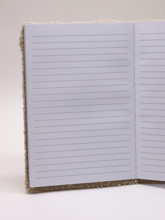 Блокнот плюшевый «Bear with glasses» (21,5*14,5 см) 