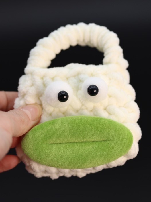 Сумочка для наушников &quot;Big mouth&quot;, green (11.5*9.5 см) 