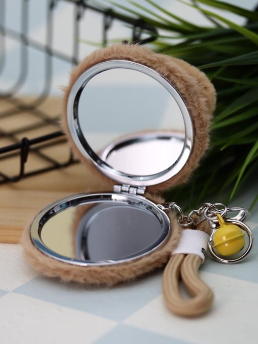 Плюшевое раскладное зеркало с брелоком "Cat", коричневое (7*7 см) 