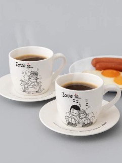 Набор чайных пар (4 предмета) в подарочной упаковке &quot;Love is...&quot;, фарфор (360 мл, 15,3 см)