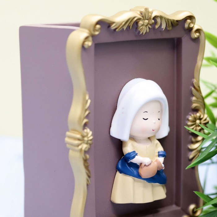 Подставка для канцелярских принадлежностей «Peasant girl», brown 