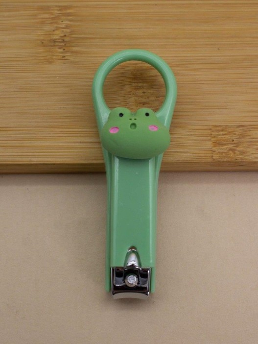 Маникюрный инструмент "Веселая лягушка", зеленый 