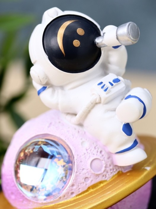 Ночник в сюрприз-упаковке «Cosmo», mix (10 см), пластик 