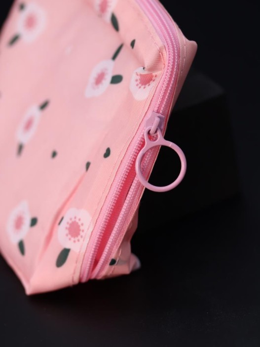 Косметичка "Drawings, flowers", pink (12.5*12.5*6.5) 