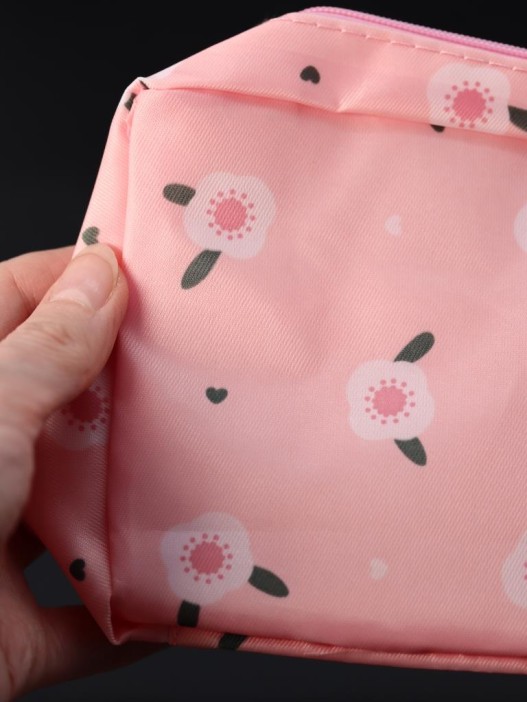 Косметичка "Drawings, flowers", pink (12.5*12.5*6.5) 