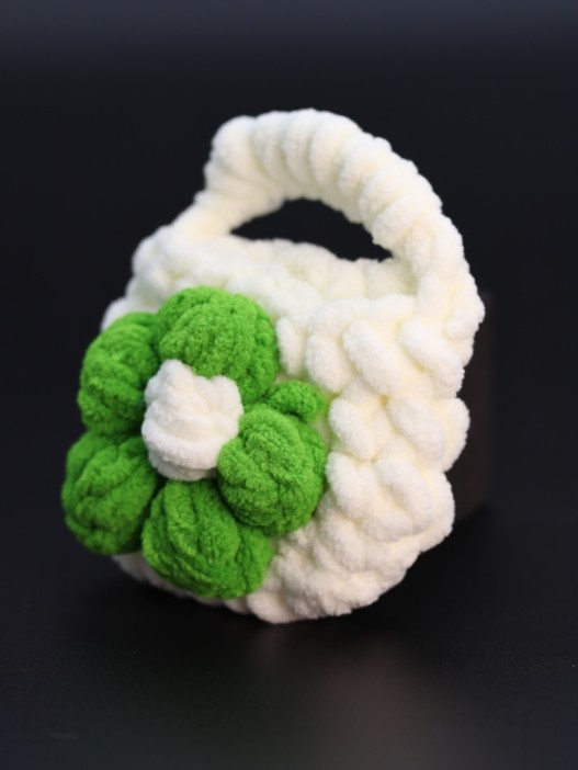 Сумочка для наушников &quot;Flower power&quot;, white-green (11.5*9.5 см) 