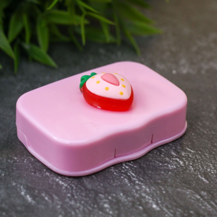 Контейнер для линз "Horizontal strawberry", pink 