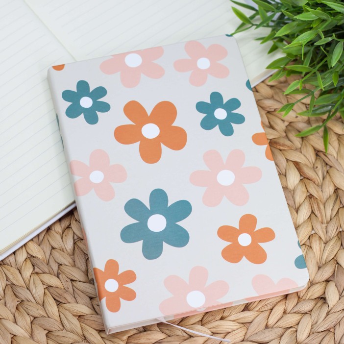 Блокнот (A5) &quot;Paint flowers&quot;, beige (14.5*21) 