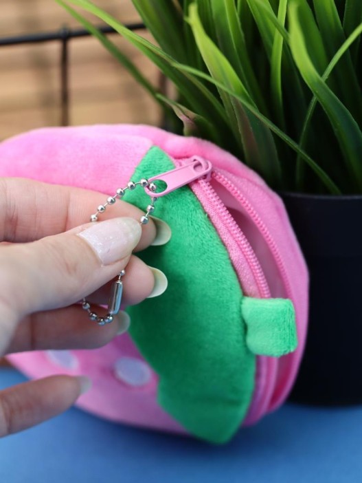 Кошелёк плюшевый &quot;Strawberry&quot;, pink (10*11 см) 