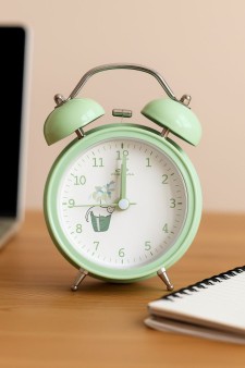 Часы-будильник "Image of cats", green