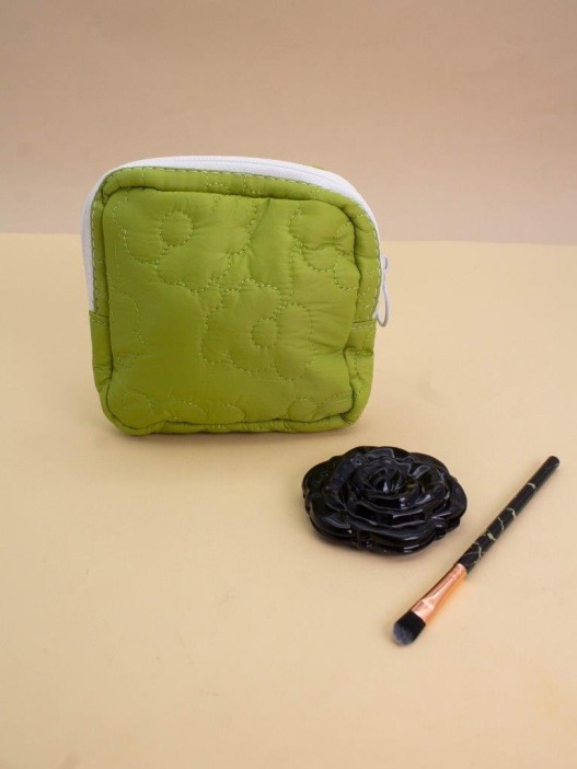 Дорожная мини-сумочка &quot;Femininity&quot; green, 12*12*4 см 