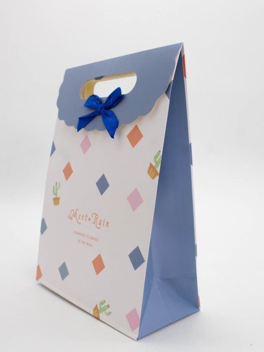 Пакет подарочный (M) &quot;Colorful diamonds&quot;, white (19x 9 x 27) 