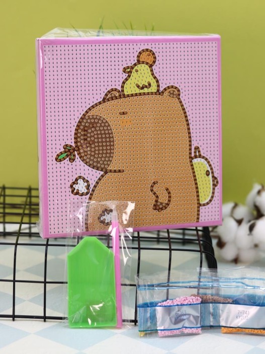 Алмазная мозаика на подрамнике Draw Me! «Capybara with a duck», (20*20 см) 
