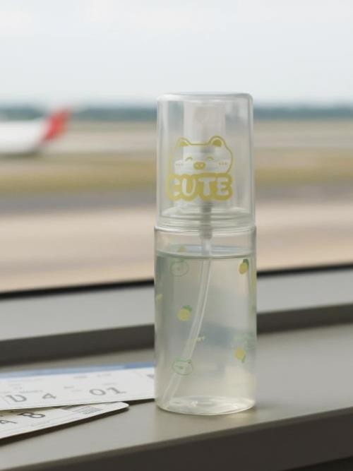 Дорожная бутылочка &quot;Cute pig&quot;, yellow (60 ml) 