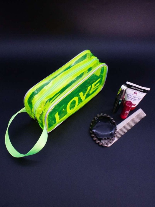 Косметичка - пенал &quot;LOVE&quot; yellow, 12,5*22*7 см 