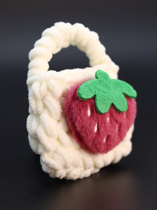 Сумочка для наушников &quot;Strawberry&quot;, white (11.5*9.5 см) 