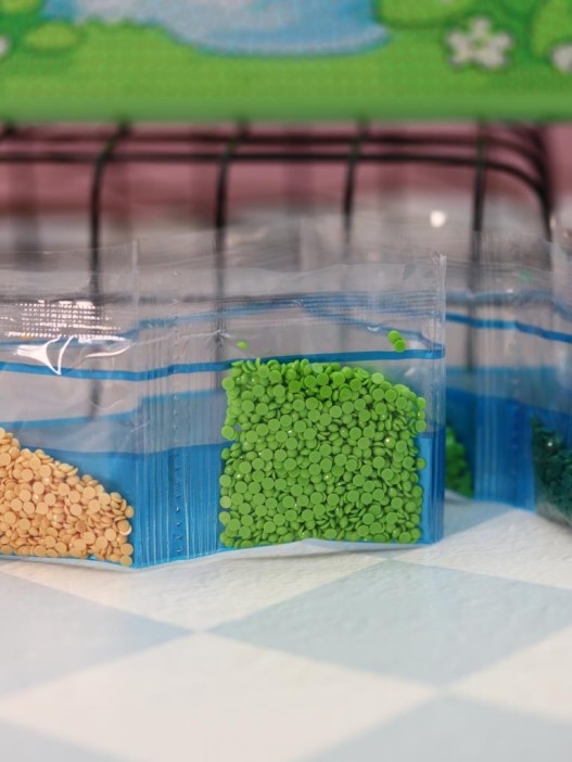 Алмазная мозаика на подрамнике Draw Me! «Capybara in the forest», (20*20 см) 