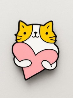 Значок металлический iLikeGift "Cat and love"
