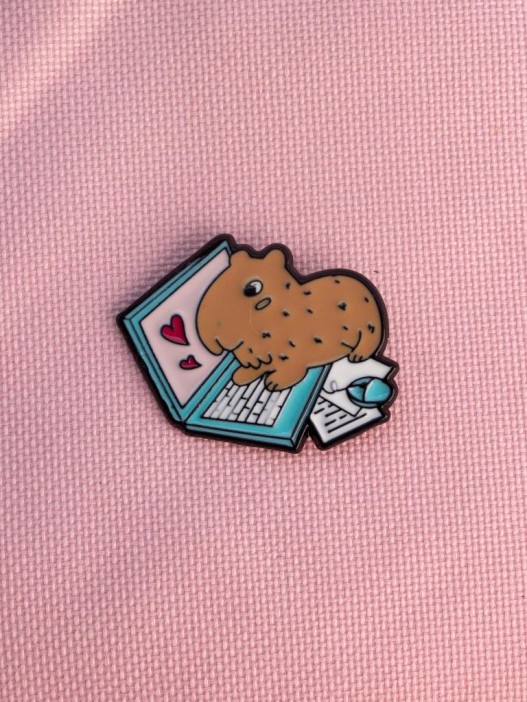 Значок металлический iLikeGift &quot;Capybara laptop&quot; 