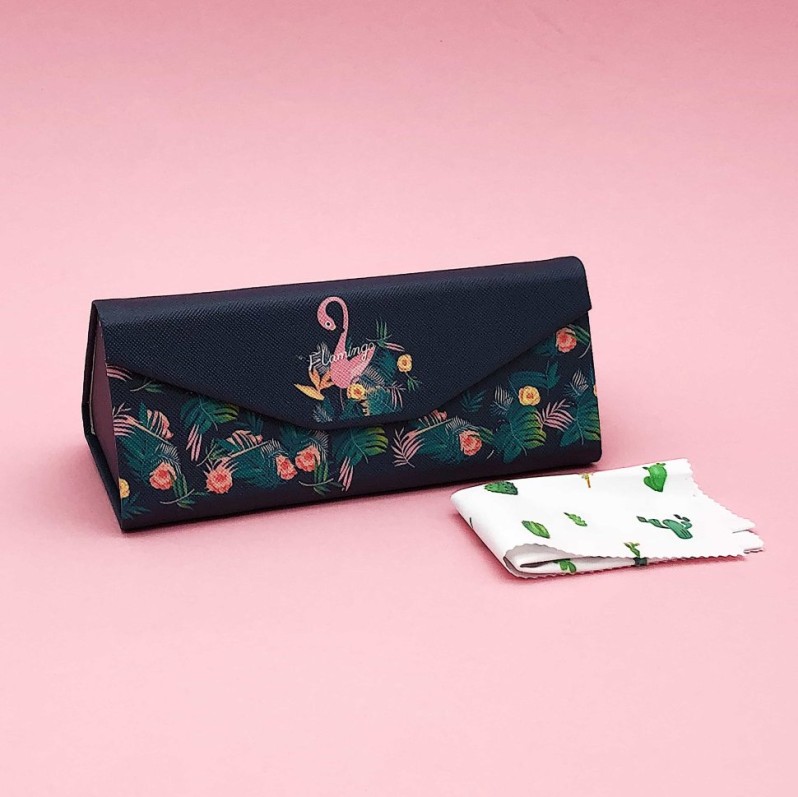 Чехол для очков "Yours life", black 